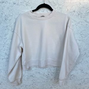 Zara Cropped Cream Sweatshirt